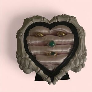 Heart-Shaped Jewelry Display for Rings